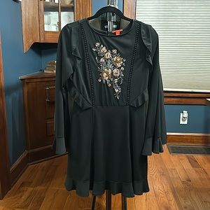 Black Long Sleeve Dress with Floral embroidery